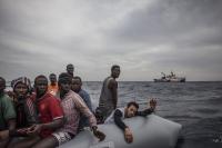 Mediterranean crossing - Mediterranean rescue (Jason Florio/IRIN)