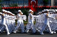 Parade türkischer Soldaten.