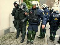 "Verletzter Polizist" in Weinheim ( 6 )