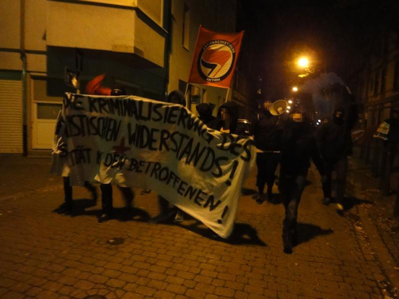 Kein Mensch ist illegal...
