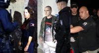 Die drei am 29. Sep­tember 2012 in Zatec ver­ha­teten deut­schen Neo­nazis mit „Ad Hominem“ (links) und „Der Stürmer“ (mitte) Shirts