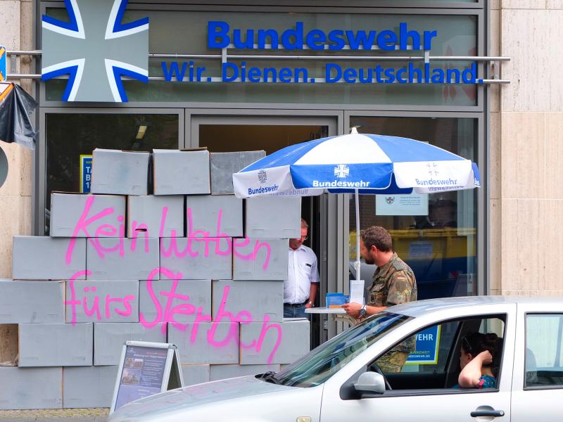 Kein Tag der Bundeswehr (5)