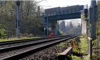 Kabelschaden an der Saalbahn in Höhe Ringwiese: Der Bahnverkehr ruhte von Mittwoch 17.30 bis Donnerstag 11.40 Uhr.