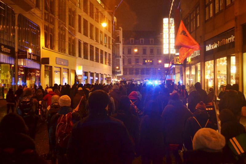 Demo in Halle gegen das Asylpaket