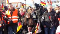 Silke Rohwer bei einer Pegida NRW Demo