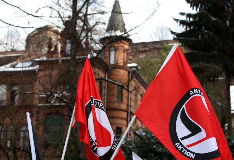 Antifa vorm Normannen-Haus