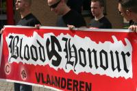 31 - Alphen 23.8.2008 -- Blood and Homour Vlaanderen Banner -