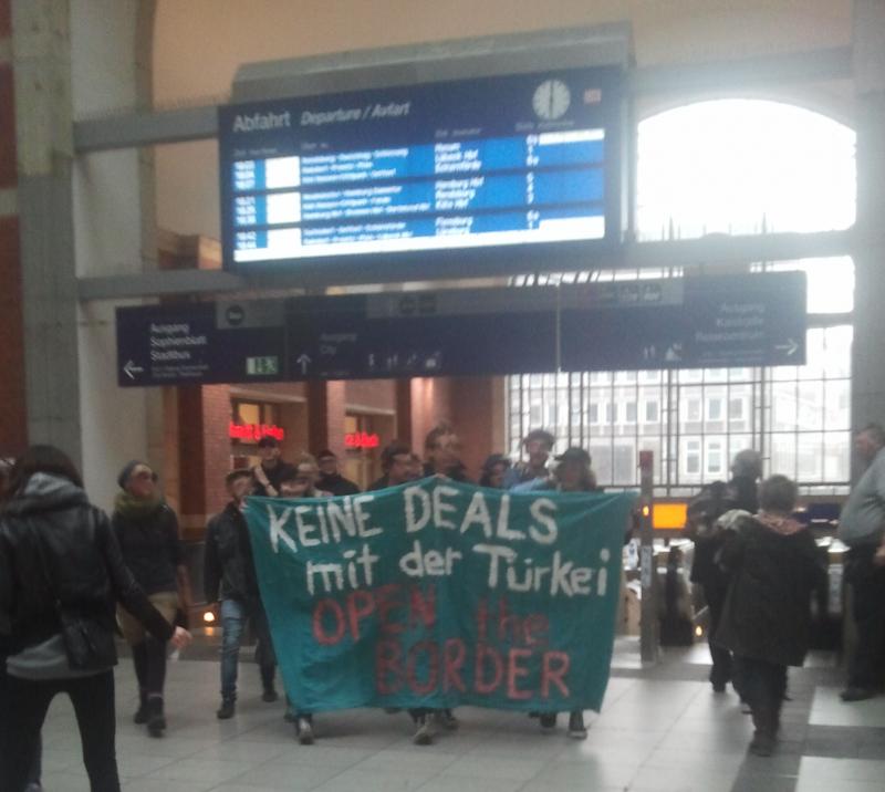 im Hauptbahnhof Kiel
