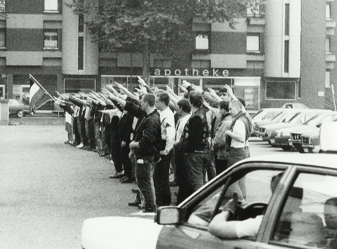 22. August 1987 der erste Rudolf Hess Marsch in Witten (Foto Azzoncao-Archiv)
