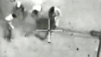 Das Video von 2007 zeigt einen Hubschrauberangriff im Irak. Die Aufnahme zeigt einen Angriff auf Zivilisten. Das Video sorgte nach seiner Veröffentlichung auf Wikileaks weltweit für Aufsehen.