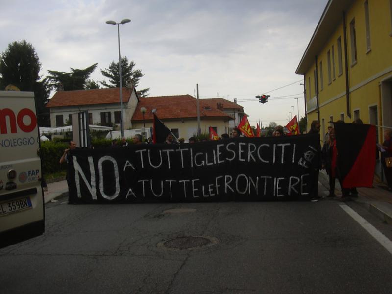 Antimilitaristische Aktion in Casella Torinese