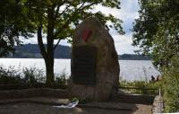 Kranzniederlegung am Denkmal für die Opfer des Faschismus