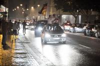 Polizeibilanz der Nacht: Keine Todesopfer bei den Protesten. Trotz schwerer Eingriffe in den Straßenverkehr wurde niemand ernsthaft verletzt.