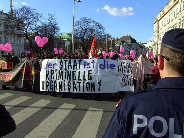 "Fight Repression" Demo März 2012 in Wien