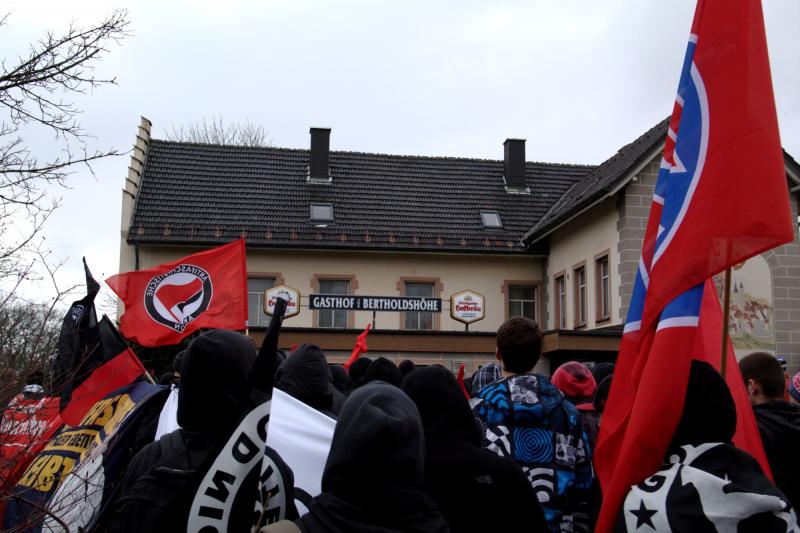 Antifas vor der Bertholdshöhe in Villingen