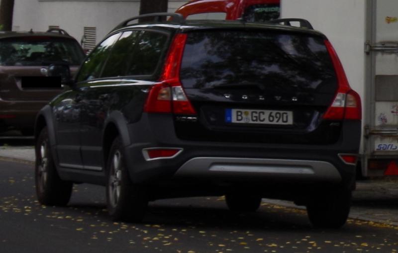 Zivilauto LKA 521 / Polizei Berlin - B-GC 690, Volvo V70, schwarz