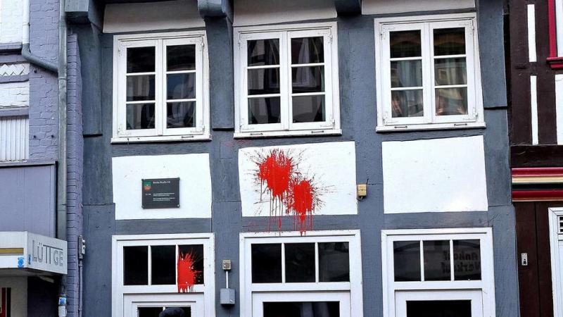 Farbanschlag auf Büro der Grünen in Northeim