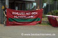 Solidaritätskundgebung vor dem Daimler Werk in Untertürkheim - 5