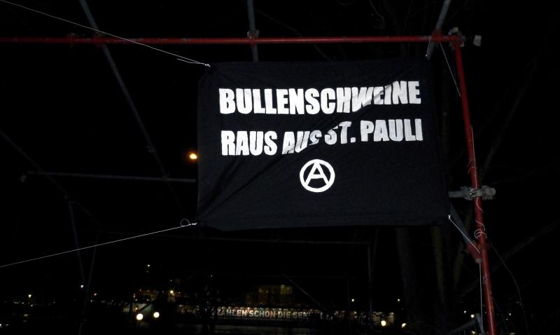 Bullenschweine raus aus Sankt Pauli