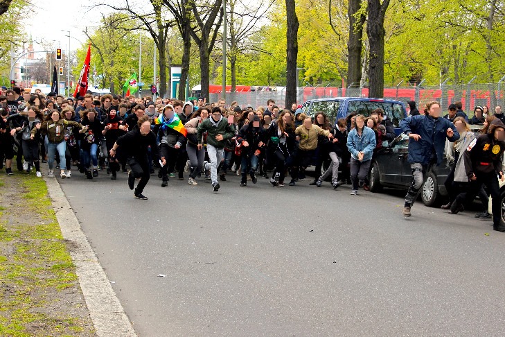 Solidarische Jugendbewegung