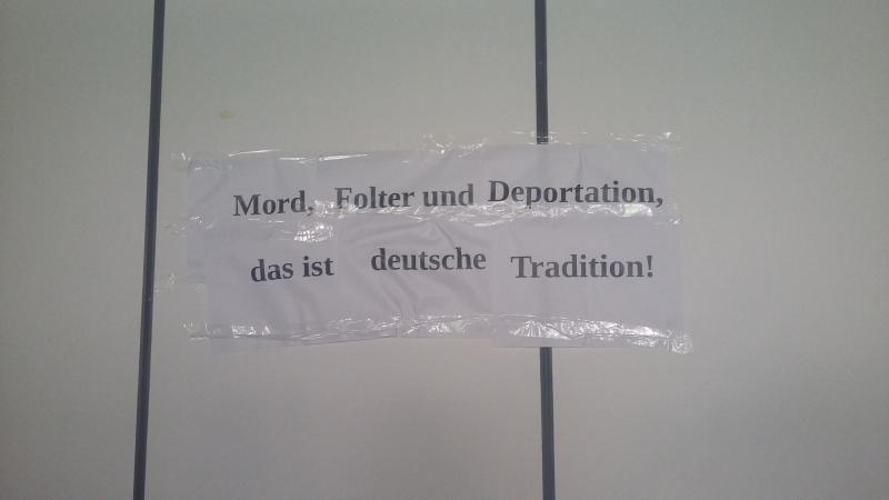 Plakat in einem Seminarraum