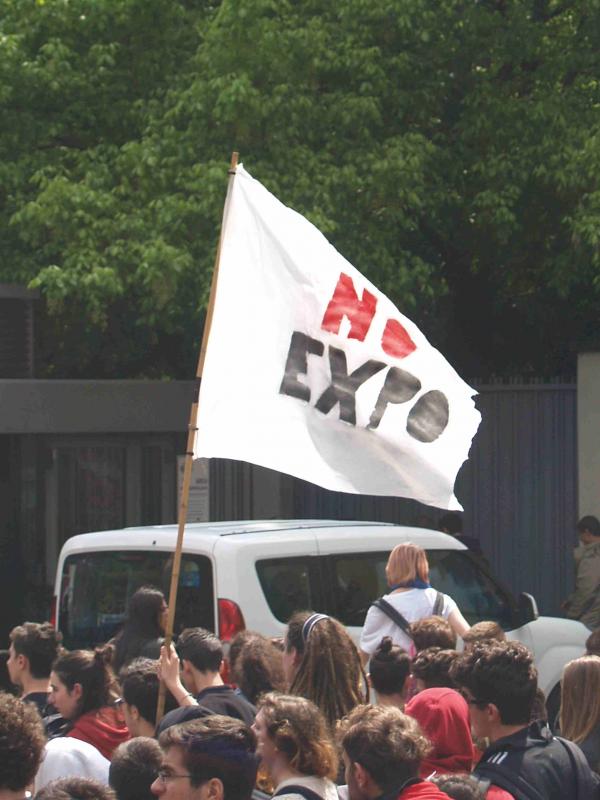 No Expo - Demo der SchülerInnen in Milano - 30.04.2015