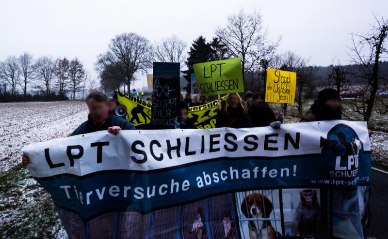 LPT Schliessen Demo (2)