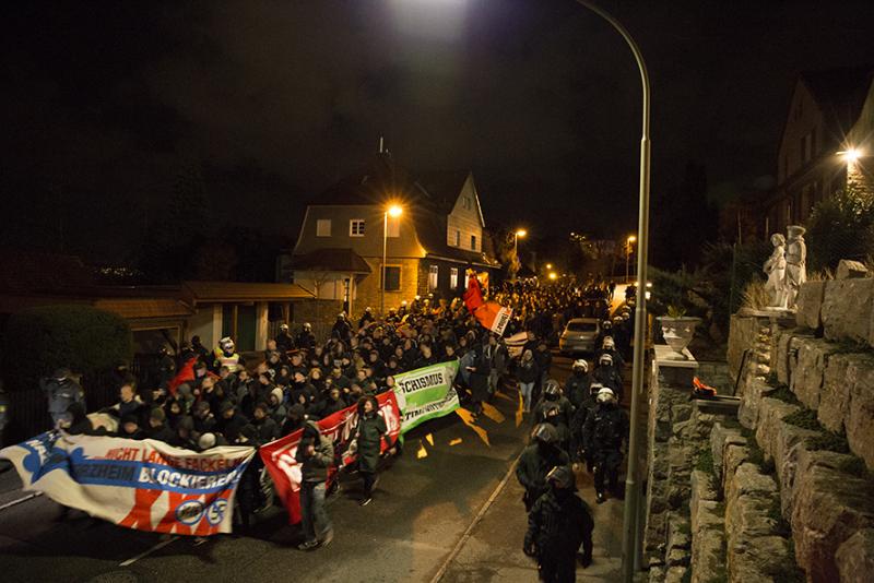 Proteste gegen die faschistische Fackelmahnwache 2017 1