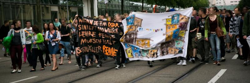 Zwei Demos gegen Repression und Polizei in Basel - 1