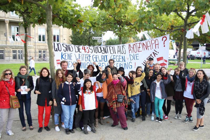 Solidarität mit den 43 Verschleppten Student*innen