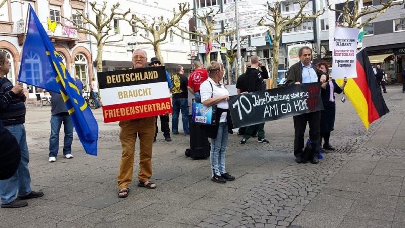 Nazikundgebung am 08.05.2015 in Kaiserslautern (Quelle: Facebook - "Nationaler Widerstand Zweibrücken") #3