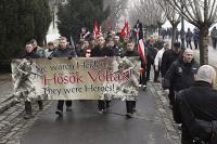 Steve Schmidt (am Transparent zweiter von rechts) am 8. Februar 2014 auf dem neonazistischen “Day of Honour” in Budapest