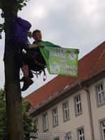 Kletterprotest system change not climate change