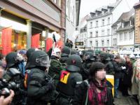 14.11.09 OrdnungshüterInnen verhindern KTS Demo