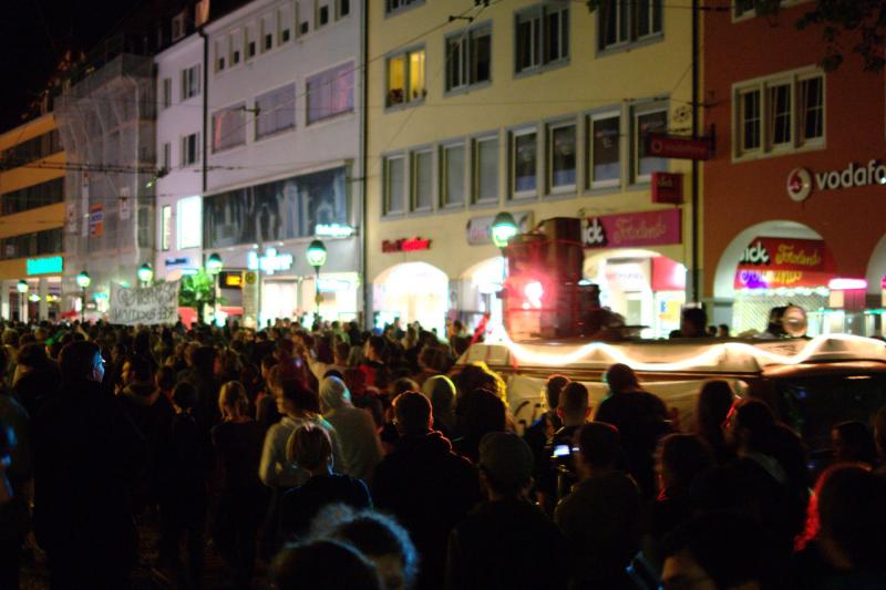 Nachttanzdemo auf der KaJo