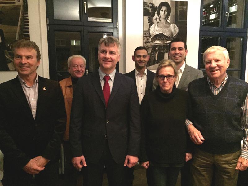 Spandau: Wolgang Werner, Eckhard Zielinski, Andreas Otti, Christian Müller, Cornelia Lamprecht, Tommy Tabor und Dieter Zeidler.