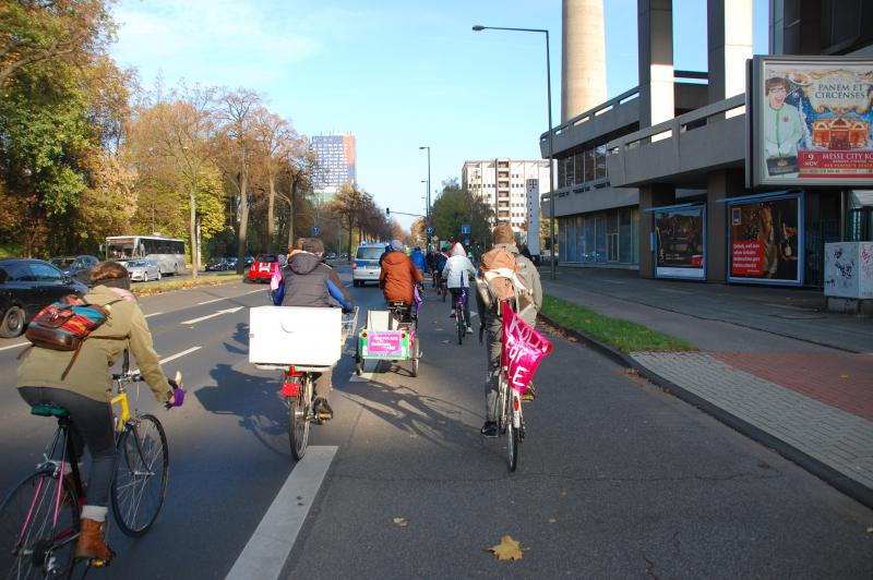 Leerstands- und Luxus-Radtour "Köln für Alle" 2