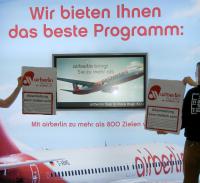 Zynismus, AirBerlin fliegt die Abschiebe-Chartermaschinen