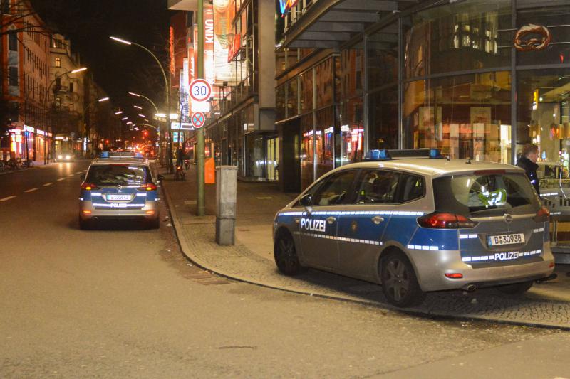 Die Attacke fand im Bereich der Neukölln Arcaden gegenüber des Rathauses Neukölln statt