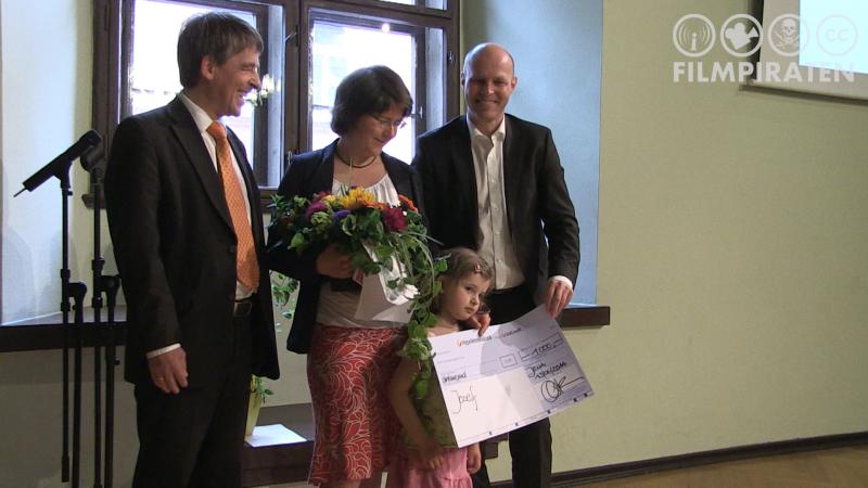 Standbild aus dem Video: Jenaer Preis für Zivilcourage geht nach Wien in den Knast an Josef