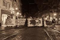 Tanzdemo in der Bertoldstraße