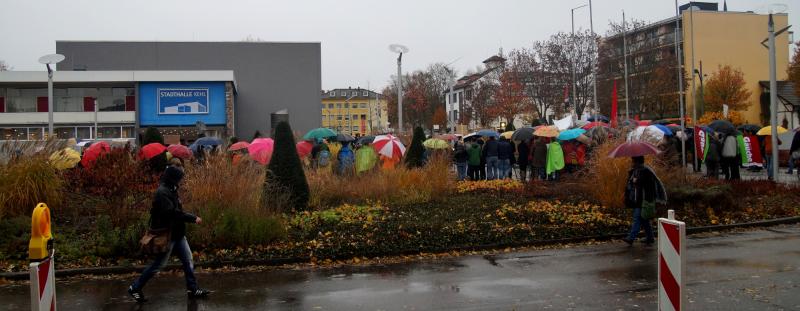 7. Vor der Stadthalle 2