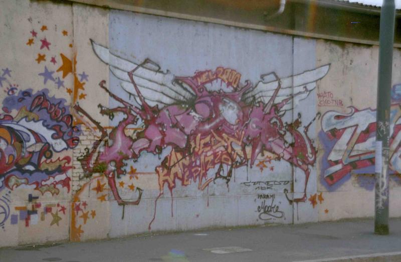 Deposito BULK, Milano 2001,  (Foto: Azzoncao)