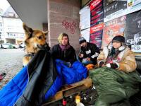 Sollen weg: Obdachlose am KG II
