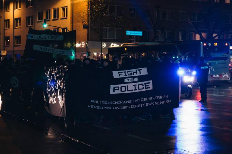 Demo durch die Aachener Innenstadt am 13.12.2014. 