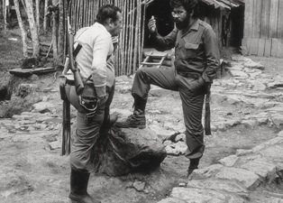 Cano beginnt seine politische Arbeit mit den FARC in den 70er Jahren