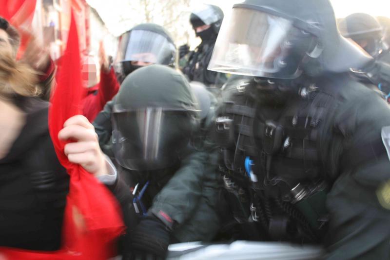 Polizeiangriff Untere Neckarstraße