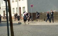 Neonazis, darunter auch Freie Kräfte Neuruppin, griffen, nach einem Aufmarsch in Wittstock/DOsse, am 1. Mai 2012 in Neuruppin das "Mittendrin" an(Foto: JWP Mittendrin)