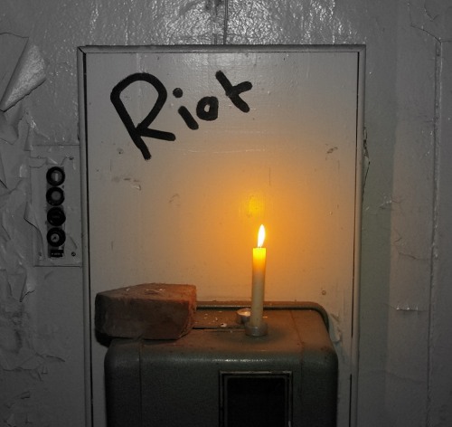 riotcandle.jpg