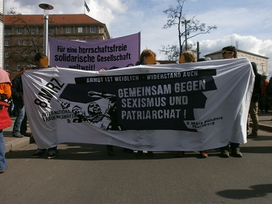 Transpi Gemeinsam gegen Sexismus und Patriarchat